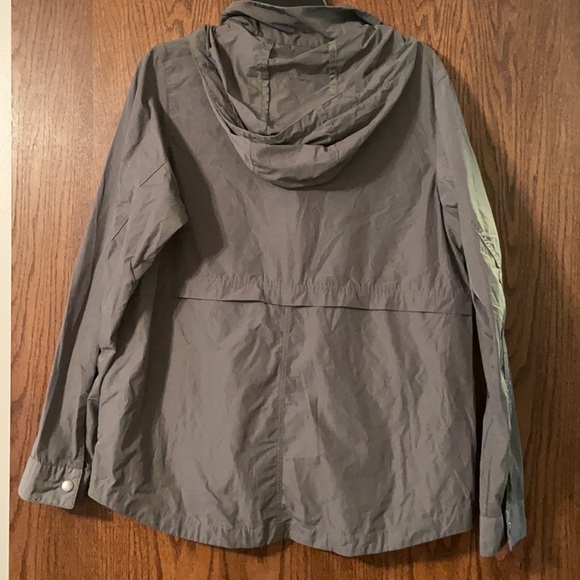 Columbia Wind Breaker Jacket - Picture 2 of 2
